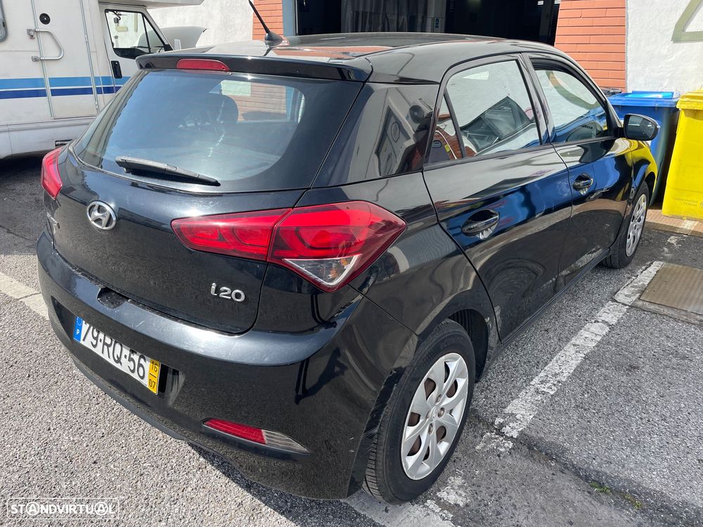 Hyundai i20 1.1 CRDi Blue Access+Bluetooth - 2