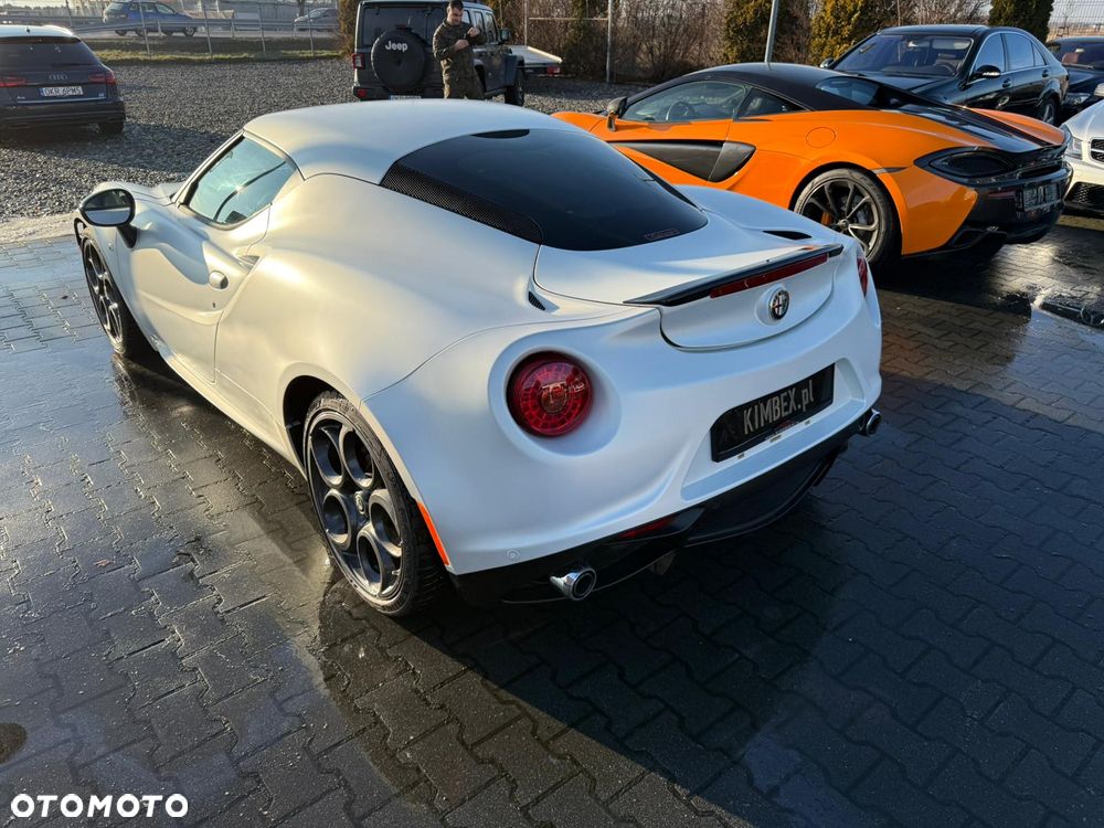 Alfa Romeo 4C 1.8 TBi - 12