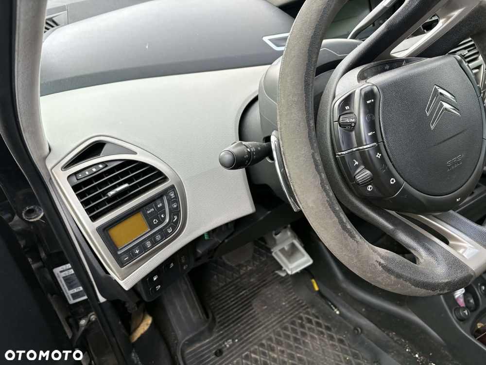 CITROEN C4 - 8