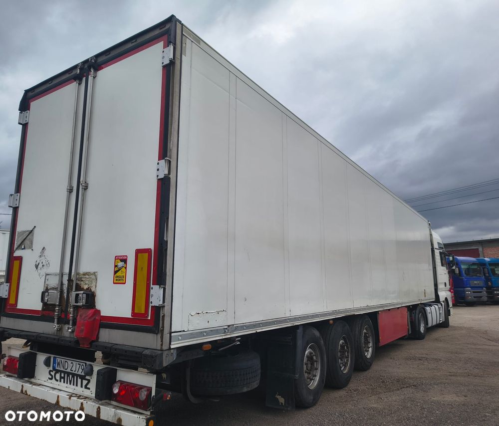 Schmitz Cargobull sko24 - 7