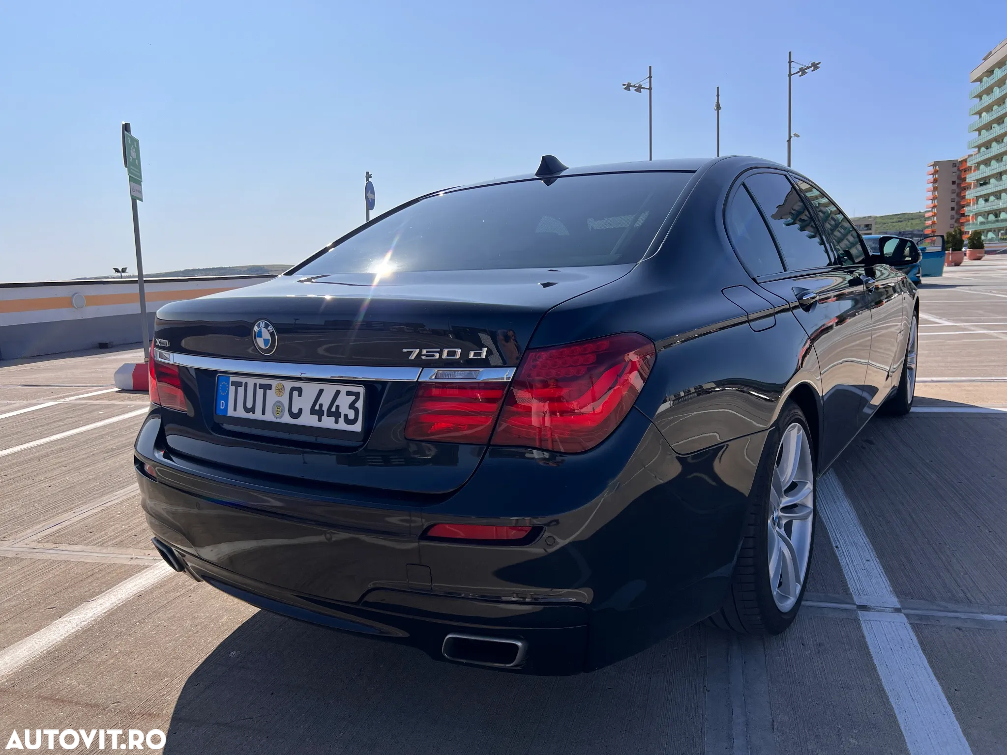 BMW Seria 7 750d xDrive - 23