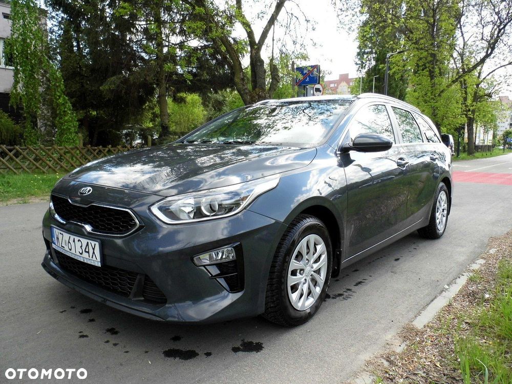 Kia Ceed - 1