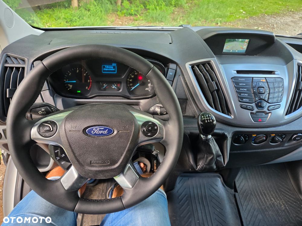 Ford Transit - 9