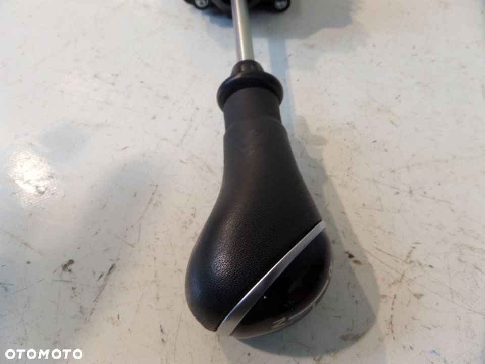 FIAT 500L GAŁKA WYBIERAK LEWAREK ZMIANY BIEGÓW 7355583120 - 4