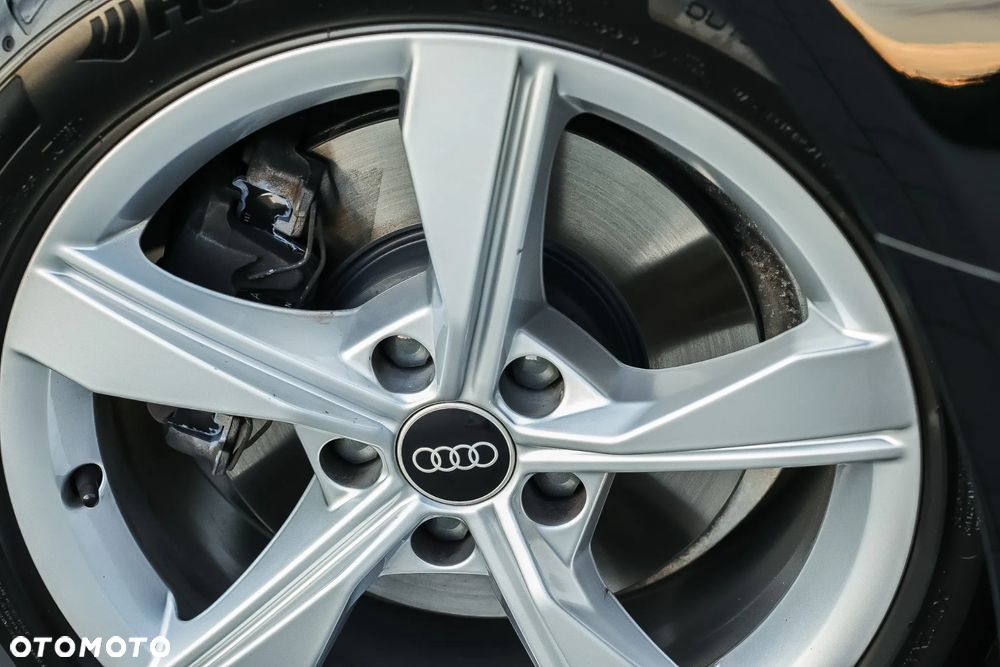 Audi A4 Avant 35 TDI S tronic - 37