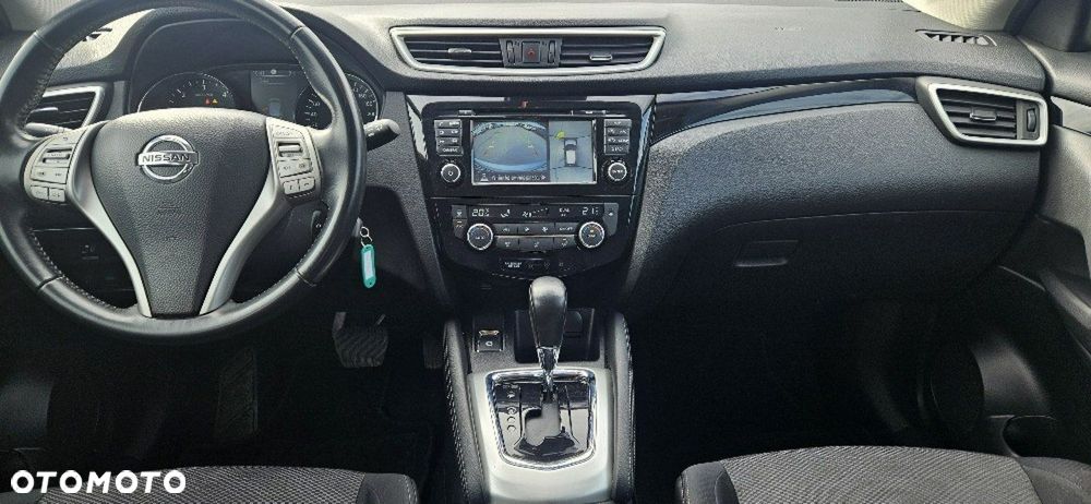 Nissan Qashqai - 12