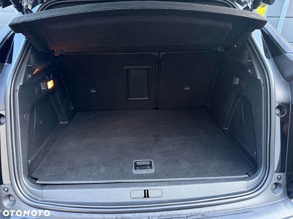 Peugeot 3008 1.6 PureTech HYbrid4 GT S&S EAT8 - 38