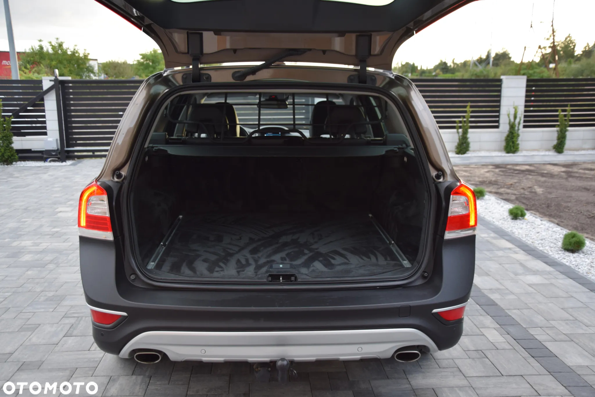 Volvo XC 70 2.4D AWD Momentum - 17