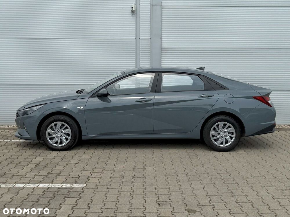 Hyundai Elantra 1.6 Modern CVT - 5