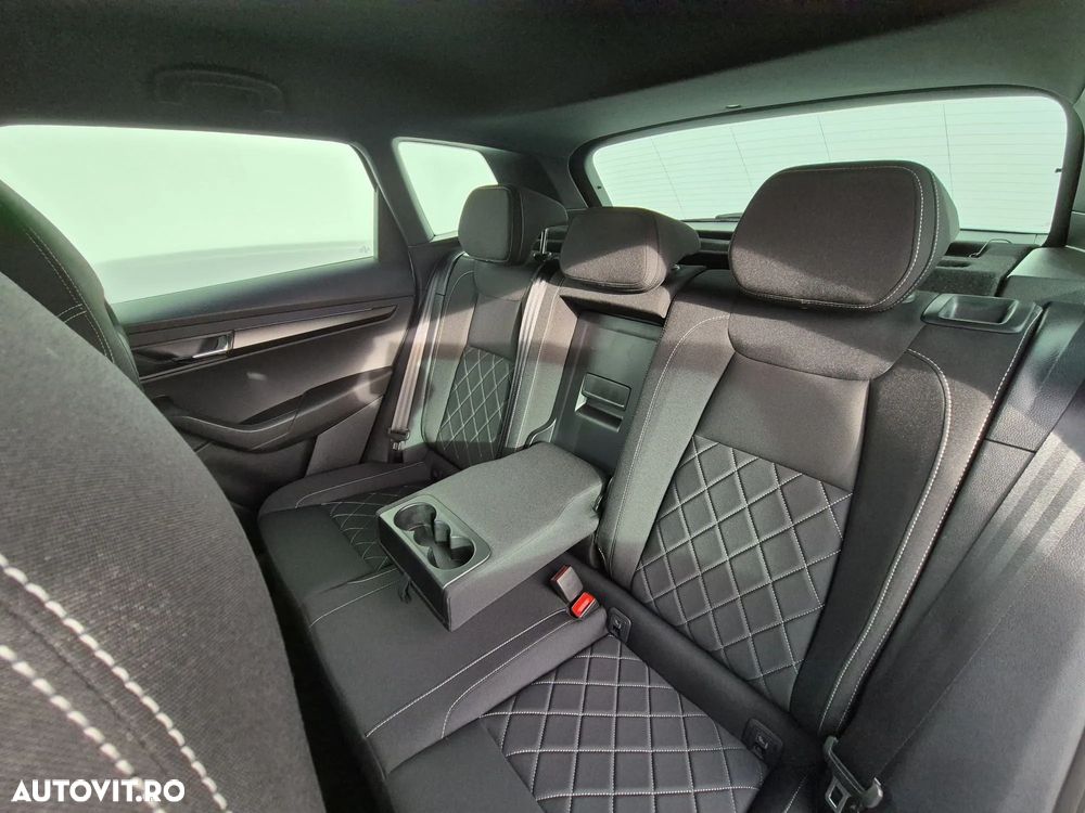 Skoda Karoq 2.0 TSI 4X4 DSG Sportline - 11