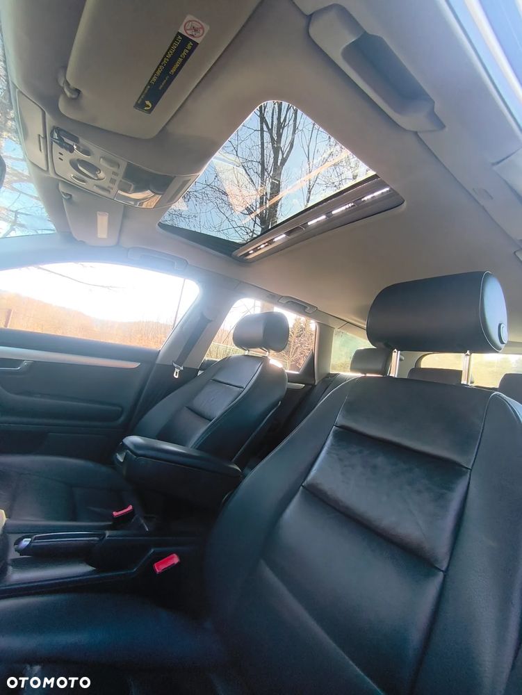 Audi A4 Avant 2.0 T FSI multitronic - 30