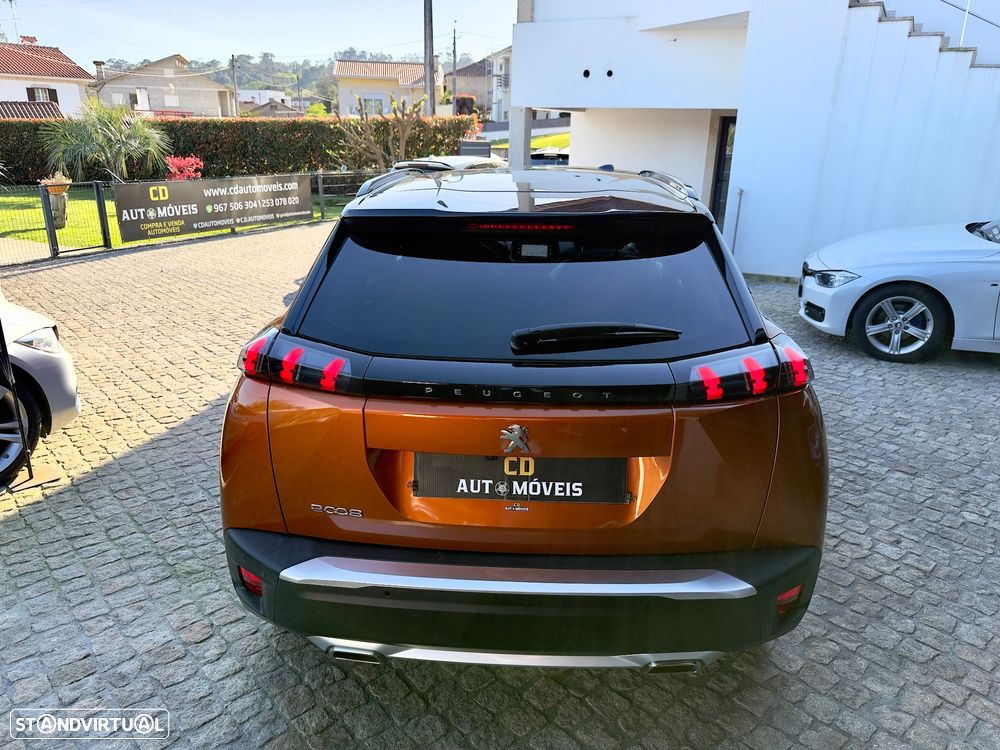 Peugeot 2008 1.2 PureTech Allure Pack - 21