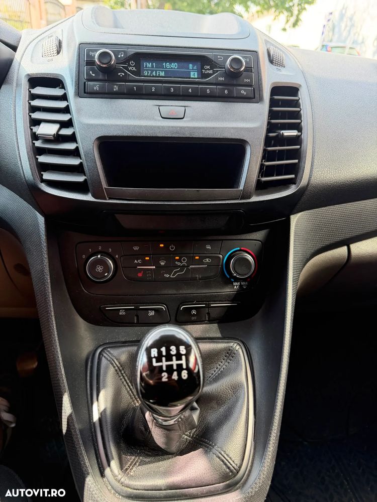 Ford TRANSIT CONNECT - 4