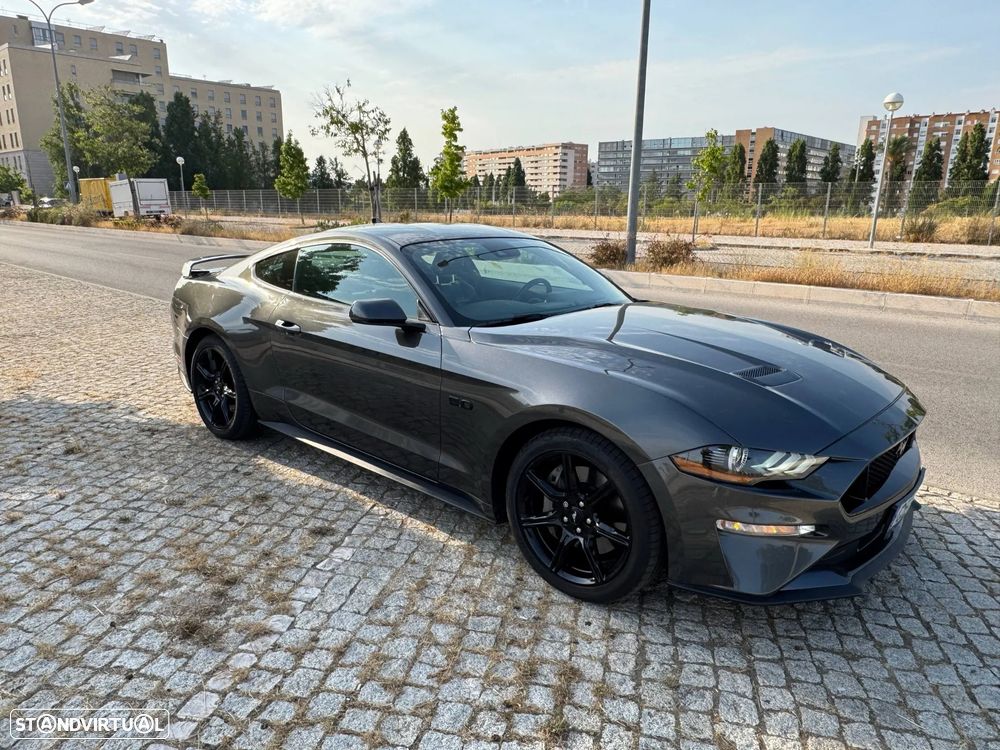 Ford Mustang - 5