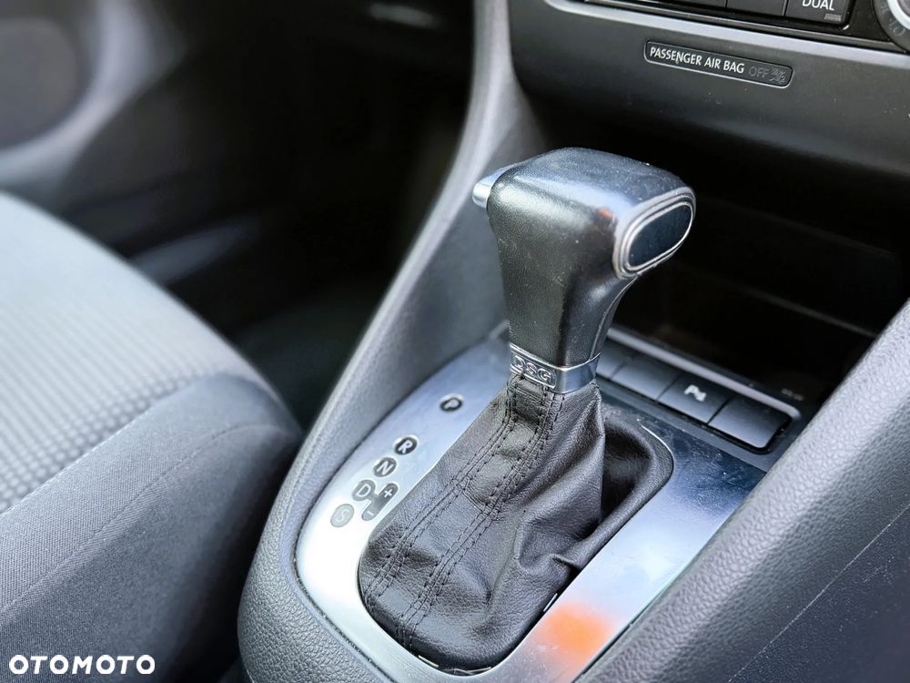 Volkswagen Golf - 21