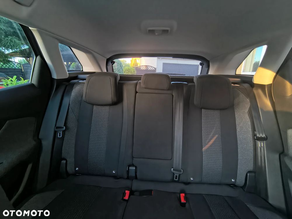 Peugeot 3008 1.5 BlueHDi Active S&S - 14
