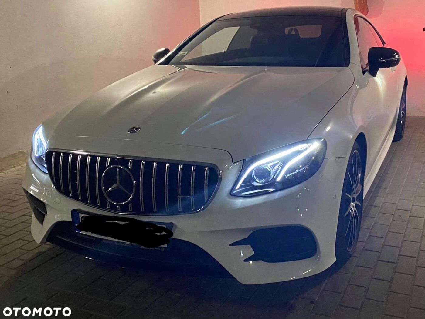 Mercedes-Benz Klasa E 200 Coupe 9G-TRONIC - 1