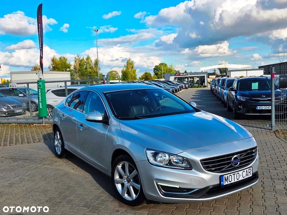 Volvo S60 D2 Drive-E Momentum - 3