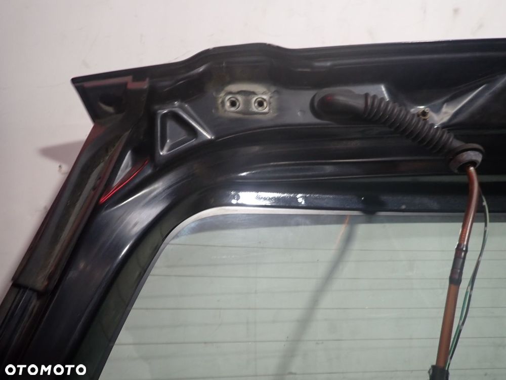 KLAPA TYŁ BAGAŻNIKA SUZUKI SPLASH 1.0 - 12