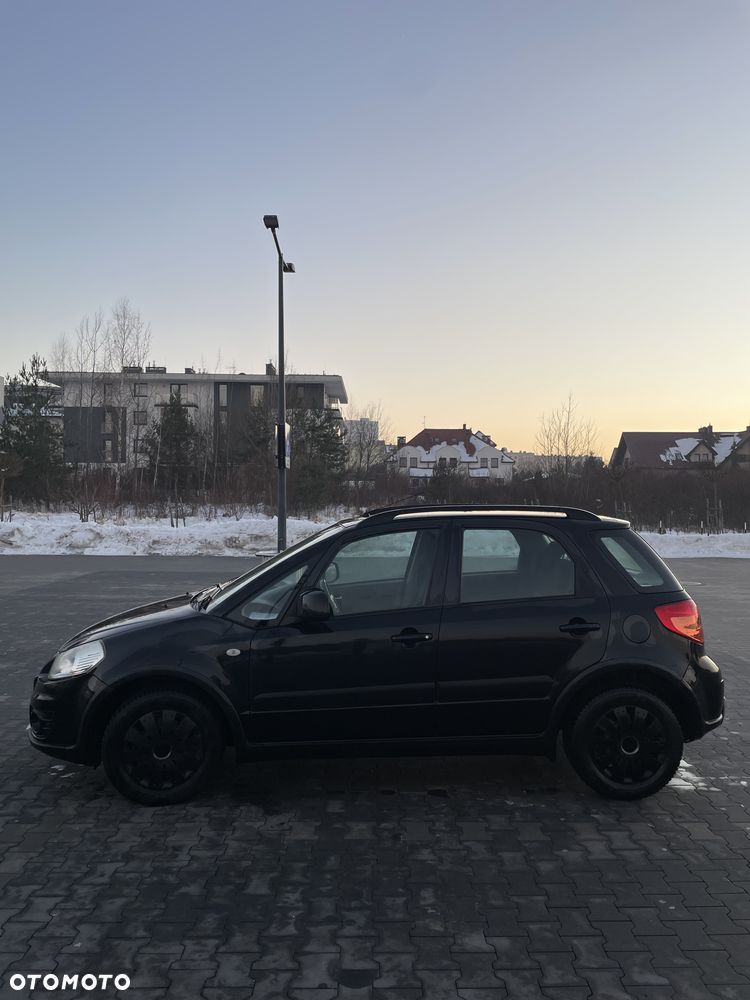 Suzuki SX4 - 4