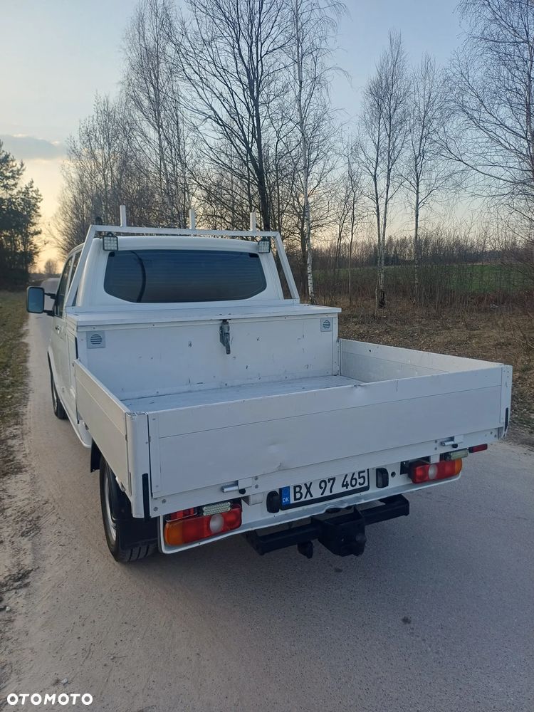 Volkswagen Transporter - 12