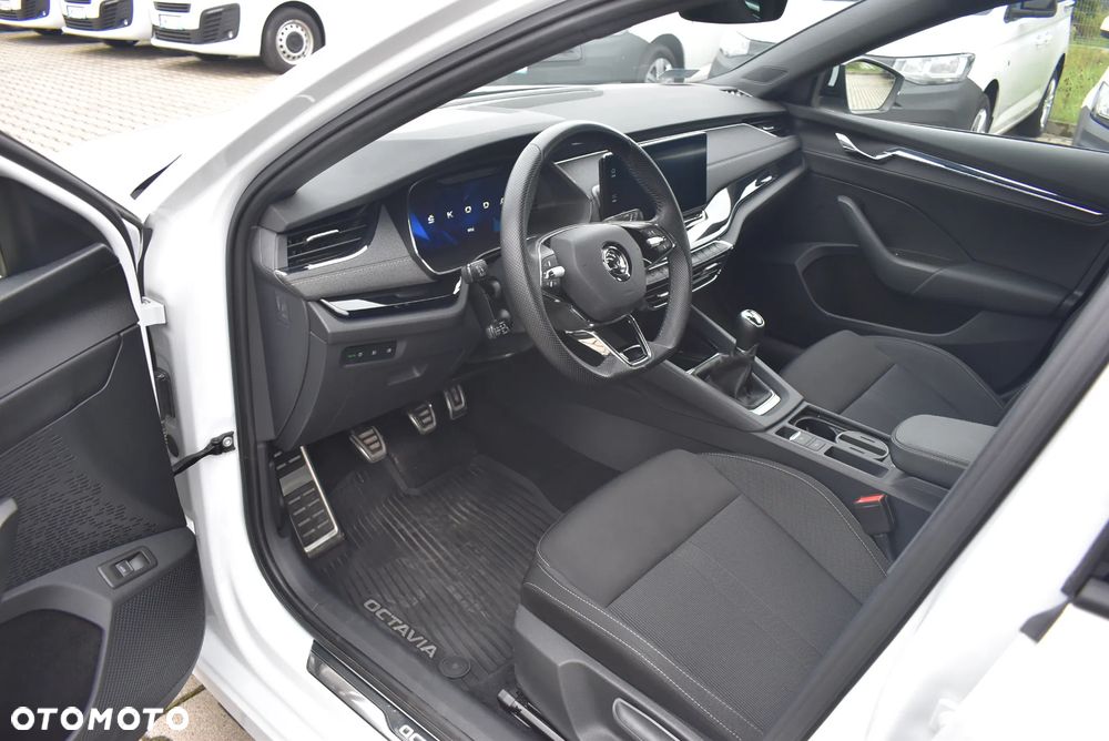 Skoda Octavia 1.5 TSI ACT Style - 9