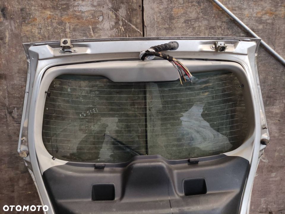 KOMPLETNY TYŁ KLAPA ZDERZAK LAMPY STILO I 3D 647 - 21