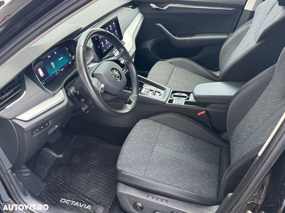 Skoda Octavia 2.0 TDI DSG Style - 23