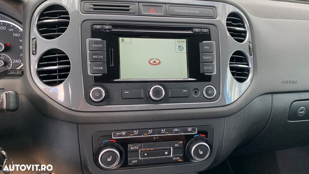 Volkswagen Tiguan - 6