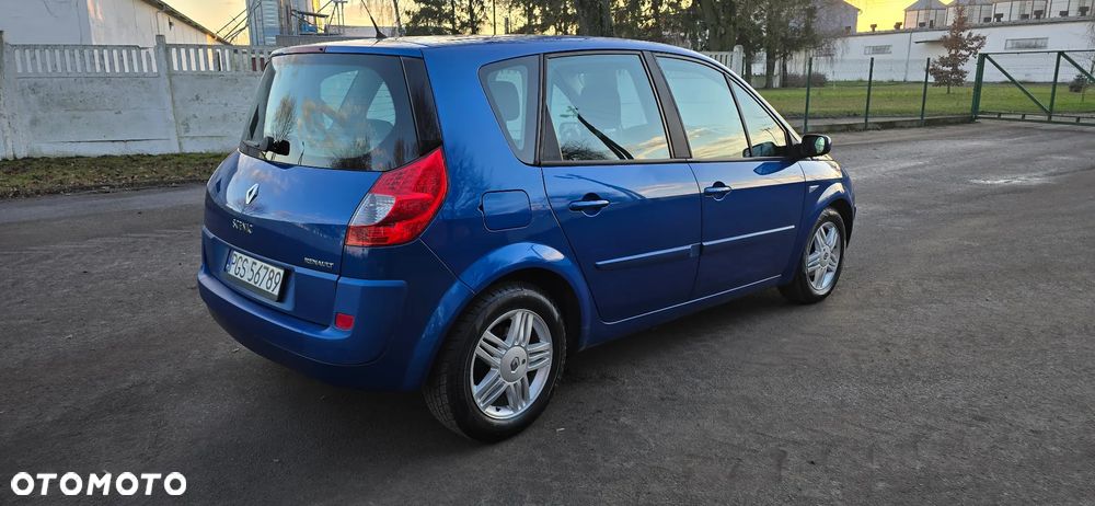 Renault Scenic 1.6 16V Authentique - 15