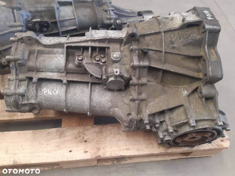 Skrzynia biegów AUDI A4 A5 Q5 2.0TDI 6BIEGÓW PNG MANUAL - 1
