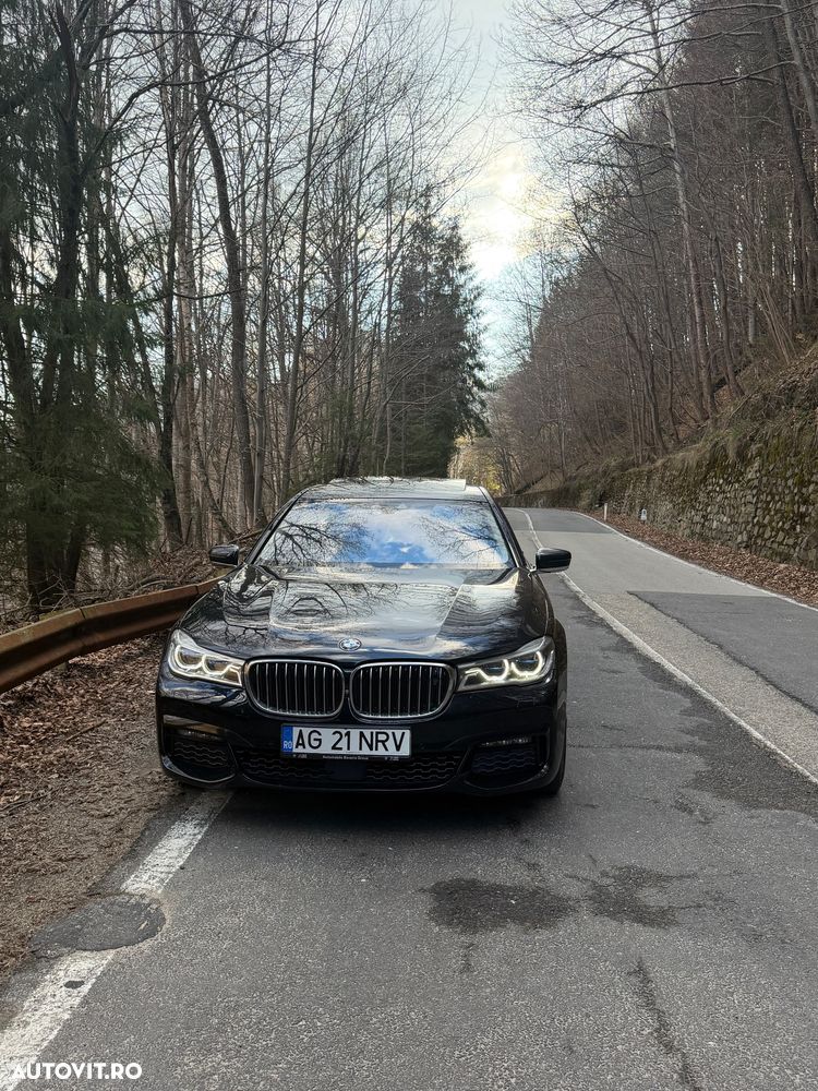 BMW Seria 7 740Li - 38