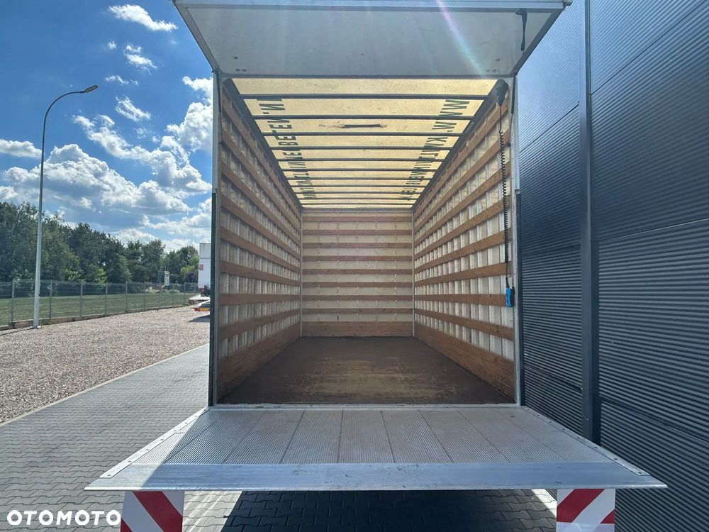 Iveco Daily 50C18 35C18 Hi-Matic 3.0 HPI Kontener 11 palet + winda 750kg **Climatronic**Serwis**Sprowadzony**2019R** - 9