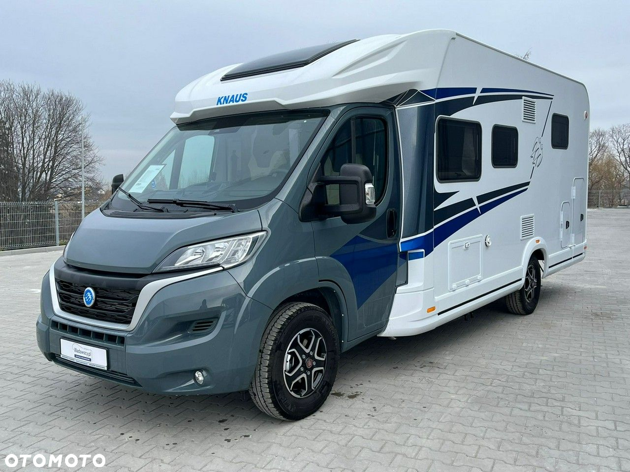 KNAUS LIVE WAVE 700 MX - 2