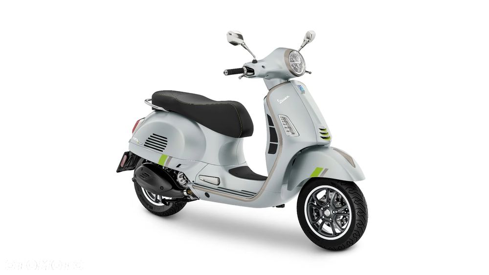 Vespa GTS - 9