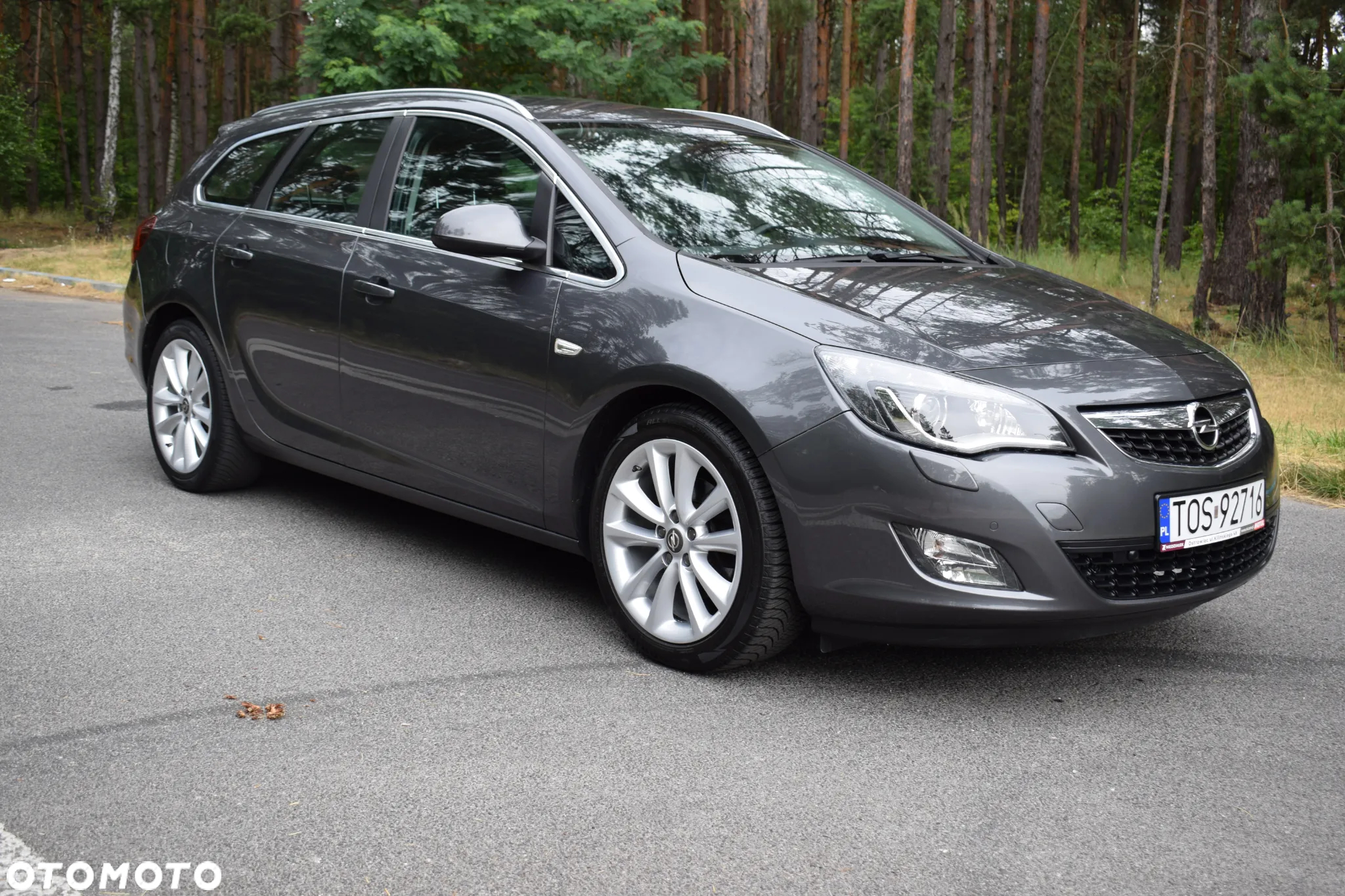 Opel Astra 1.6 Turbo Cosmo - 5