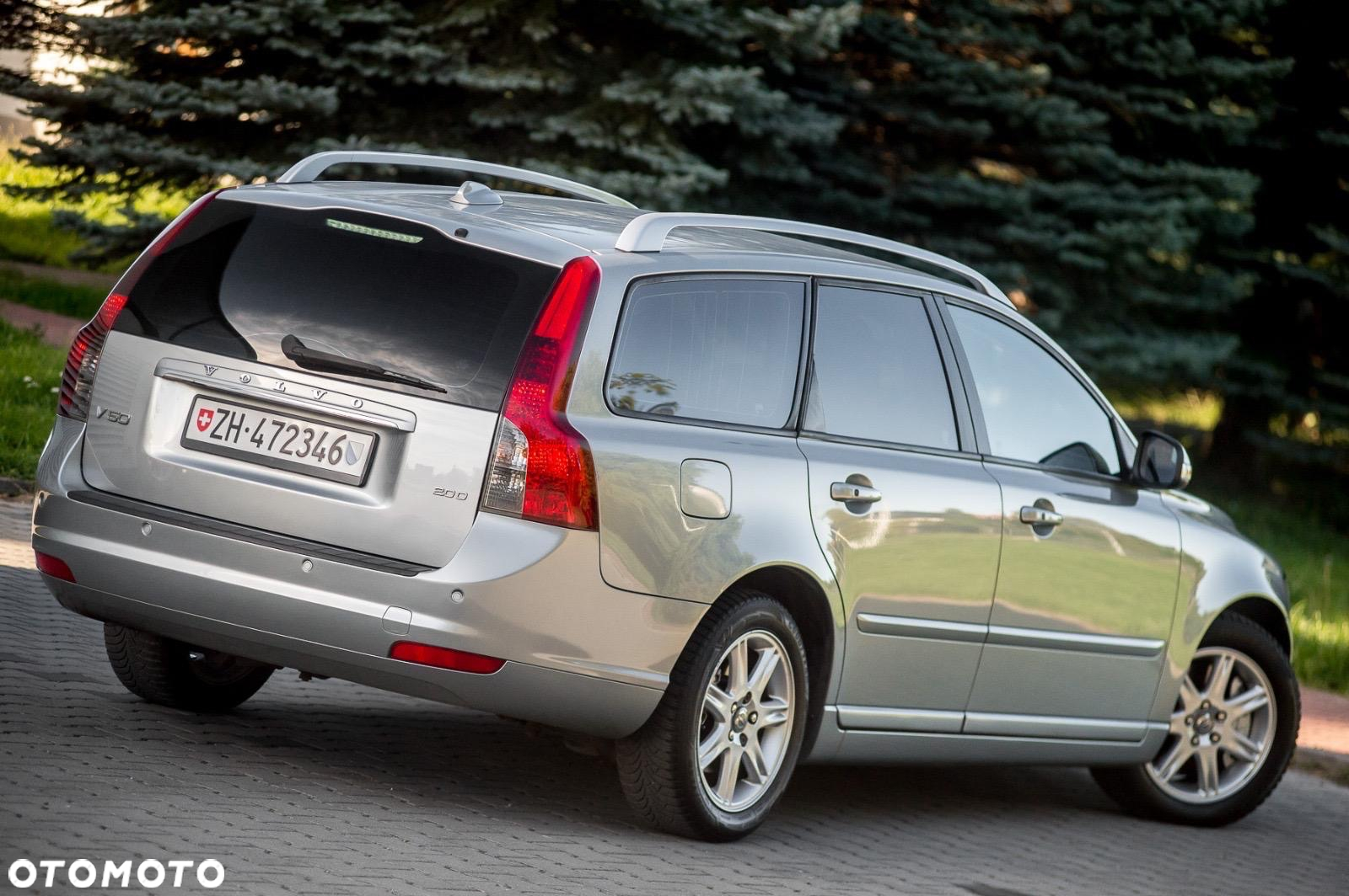 Volvo V50 2.0D DPF Powershift Kinetic - 9