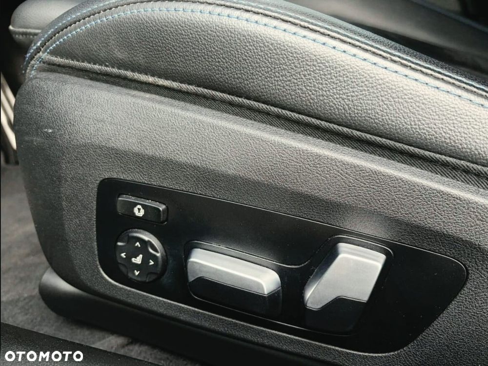 BMW Seria 2 220i M Sport sport - 11