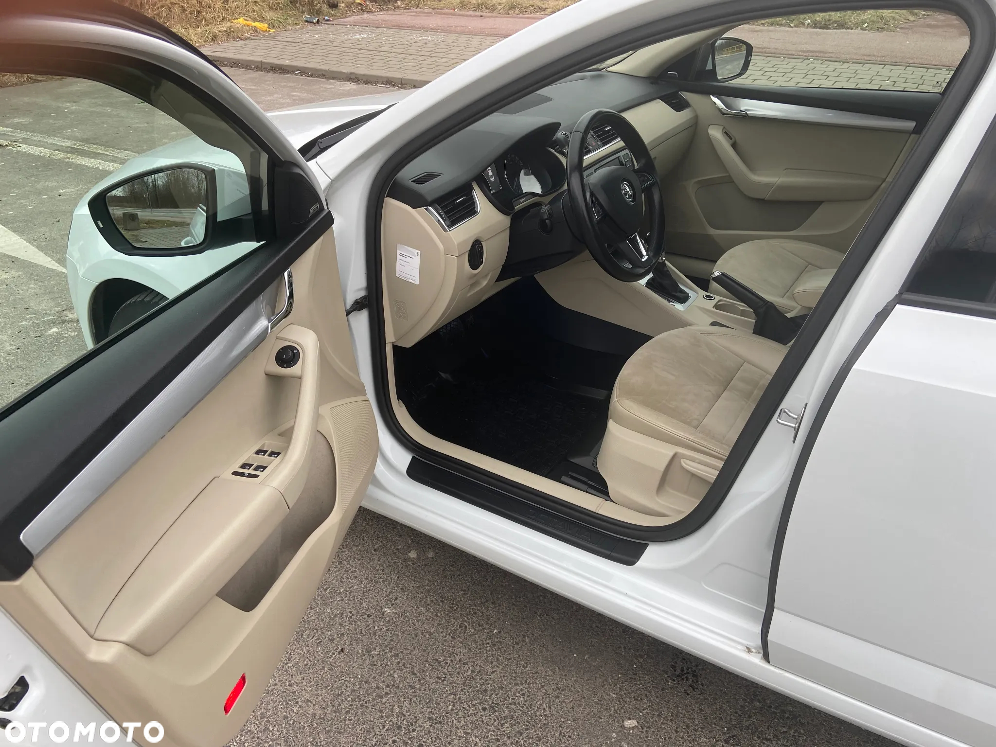 Skoda Octavia 1.4 TSI Style DSG - 9