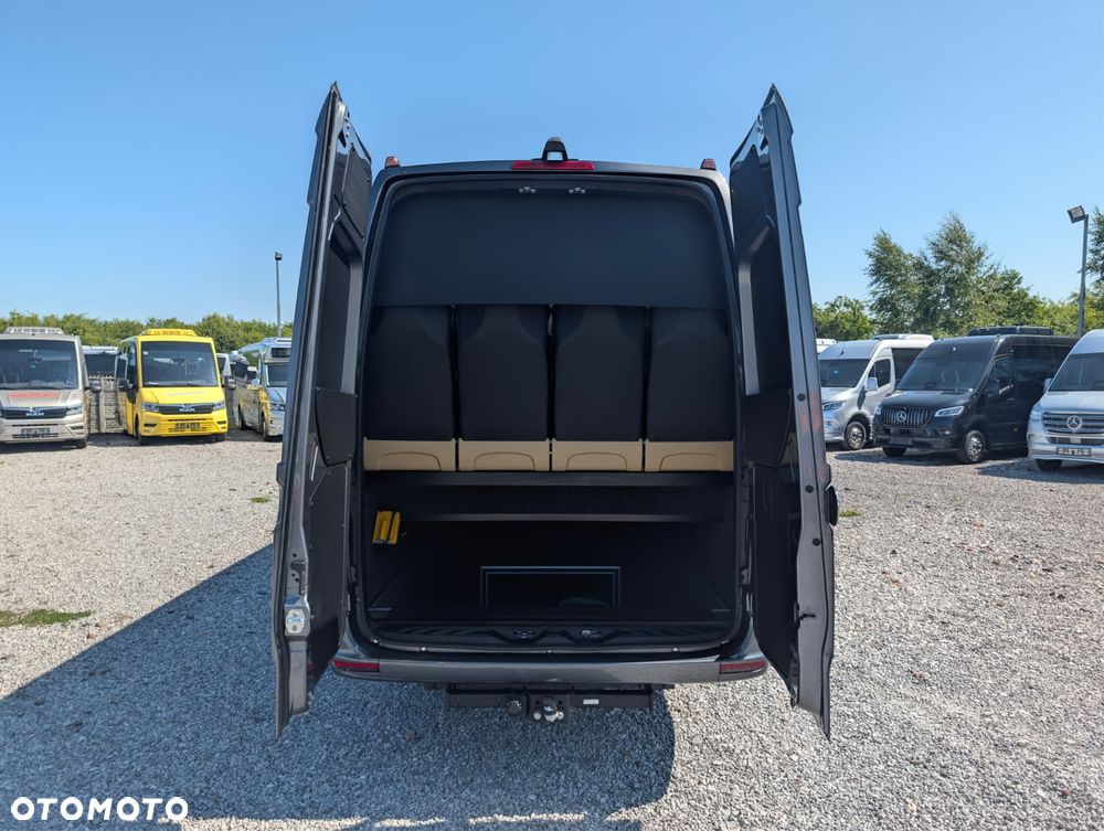 Mercedes-Benz Sprinter 519 - 8