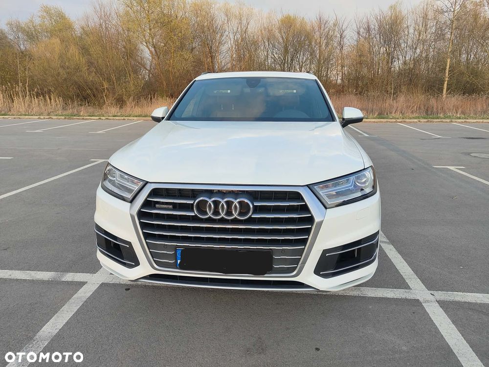 Audi Q7 - 7