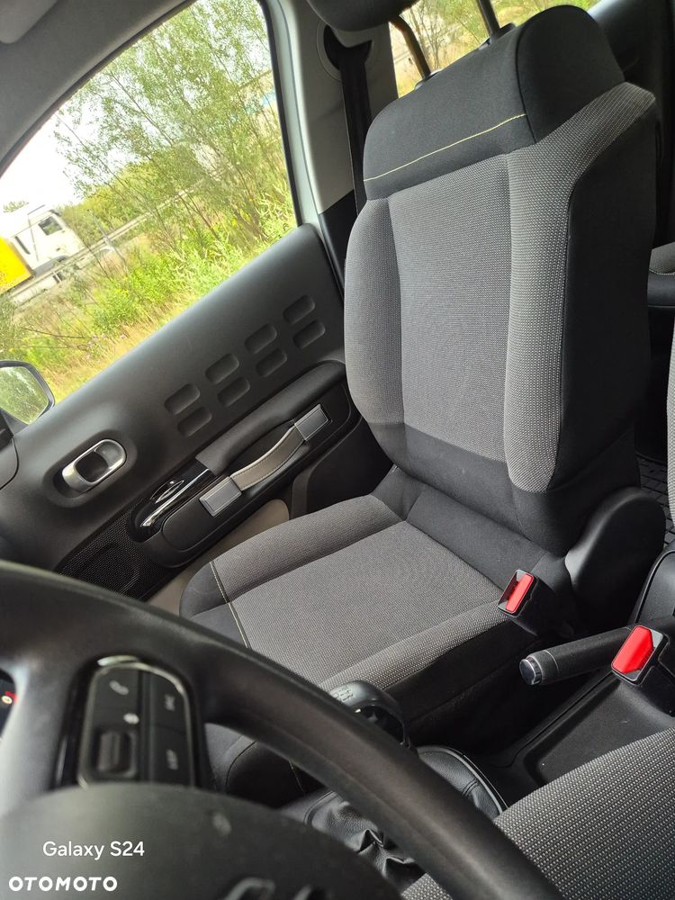 Citroën C3 1.2 PureTech C-Series - 12