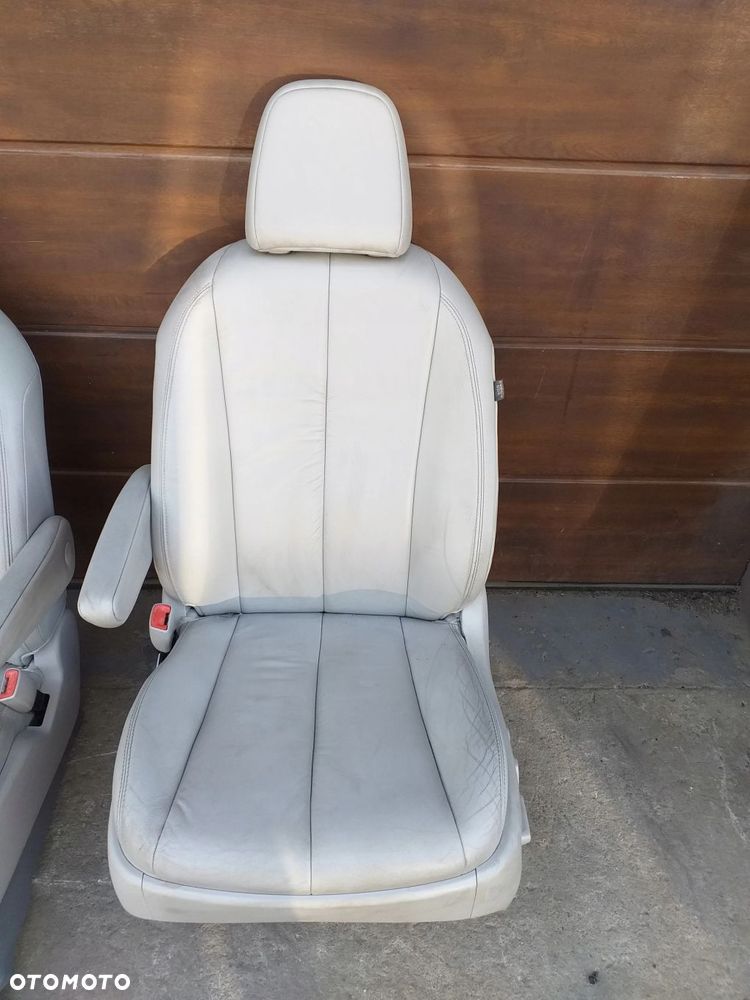 TOYOTA SIENNA fotel przód lewy skóra XLE - 2