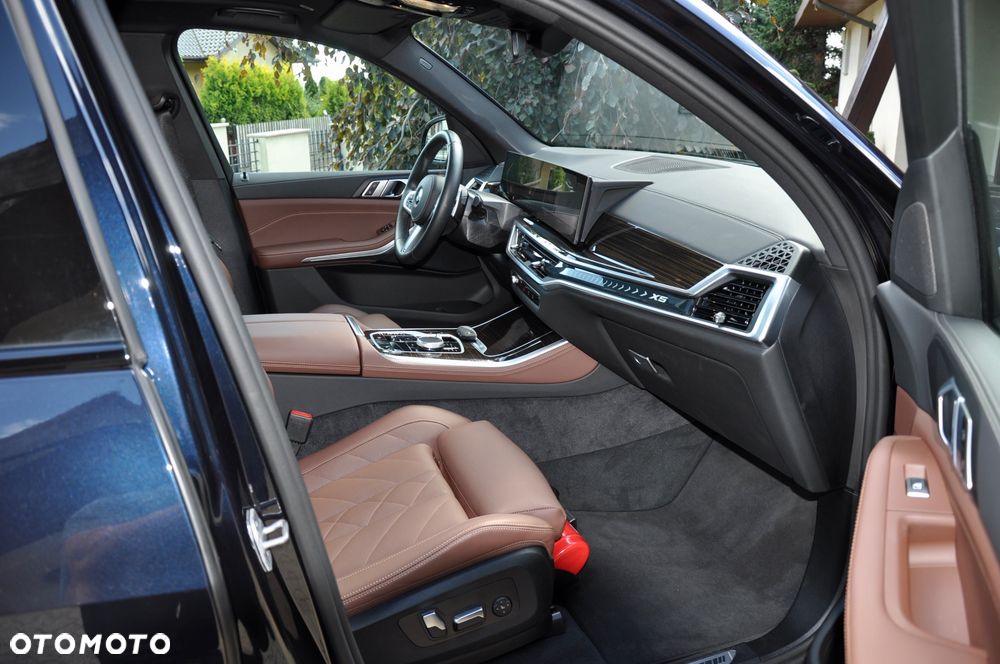 BMW X5 xDrive30d mHEV - 17
