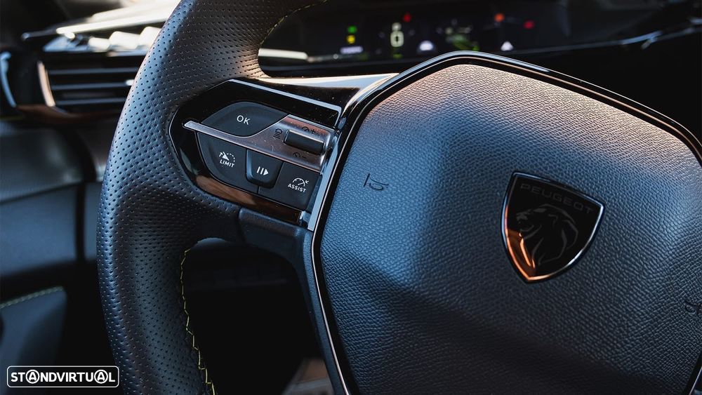 Peugeot 308 1.2 PureTech GT EAT8 - 7