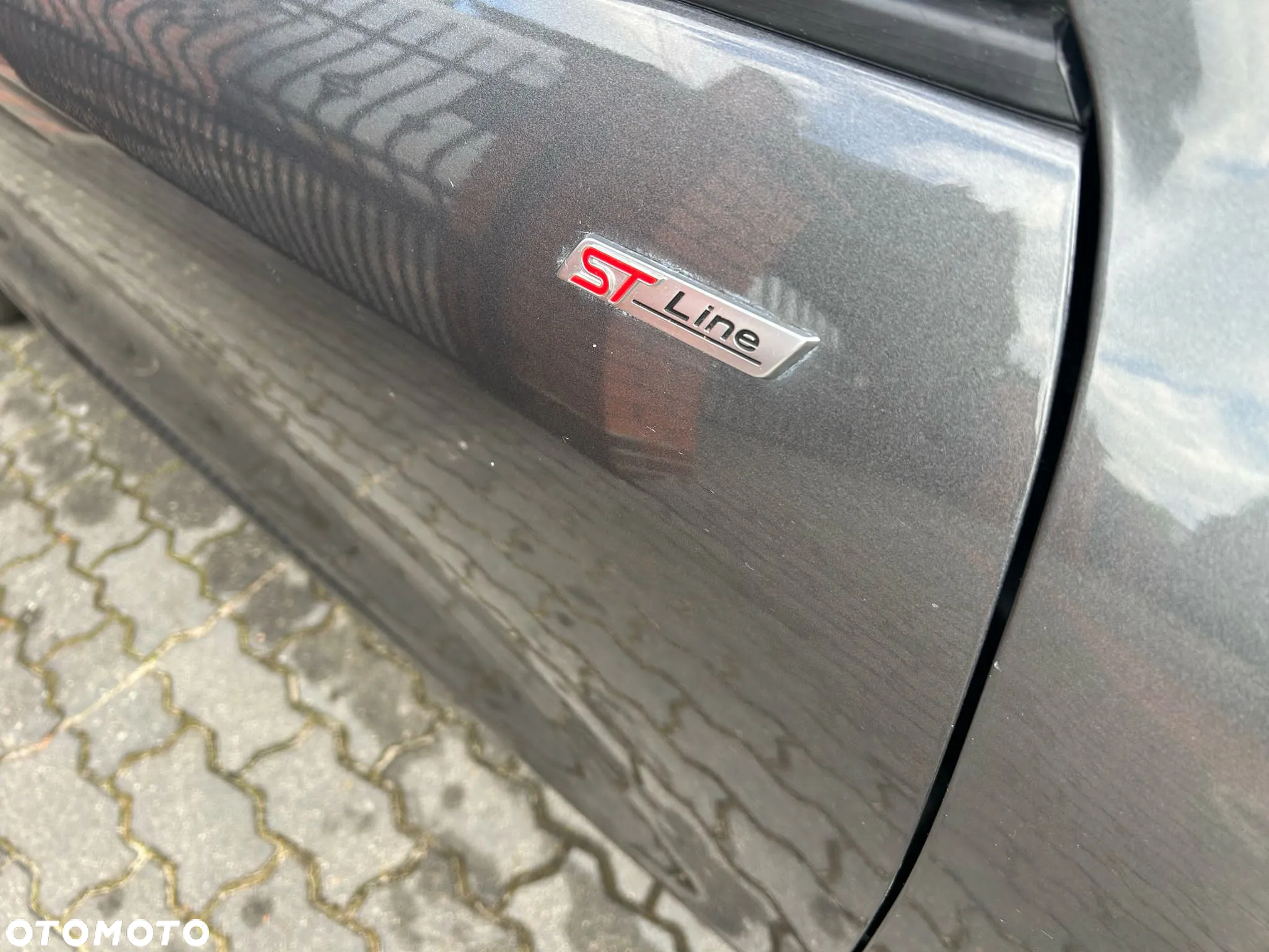Ford Kuga 1.5 EcoBoost FWD ST-Line - 12