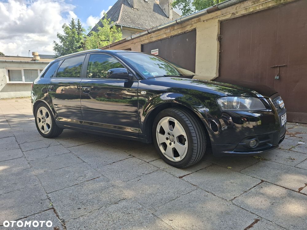 Audi A3 Sportback - 3