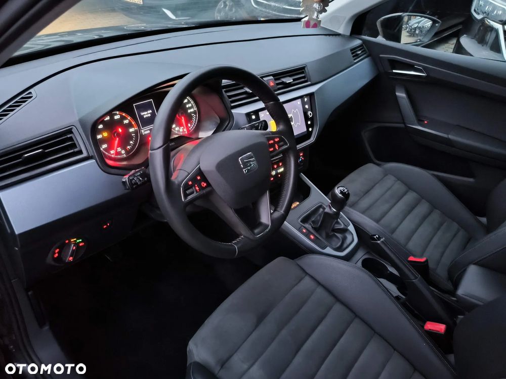 Seat Arona 1.0 Black Edition - 23