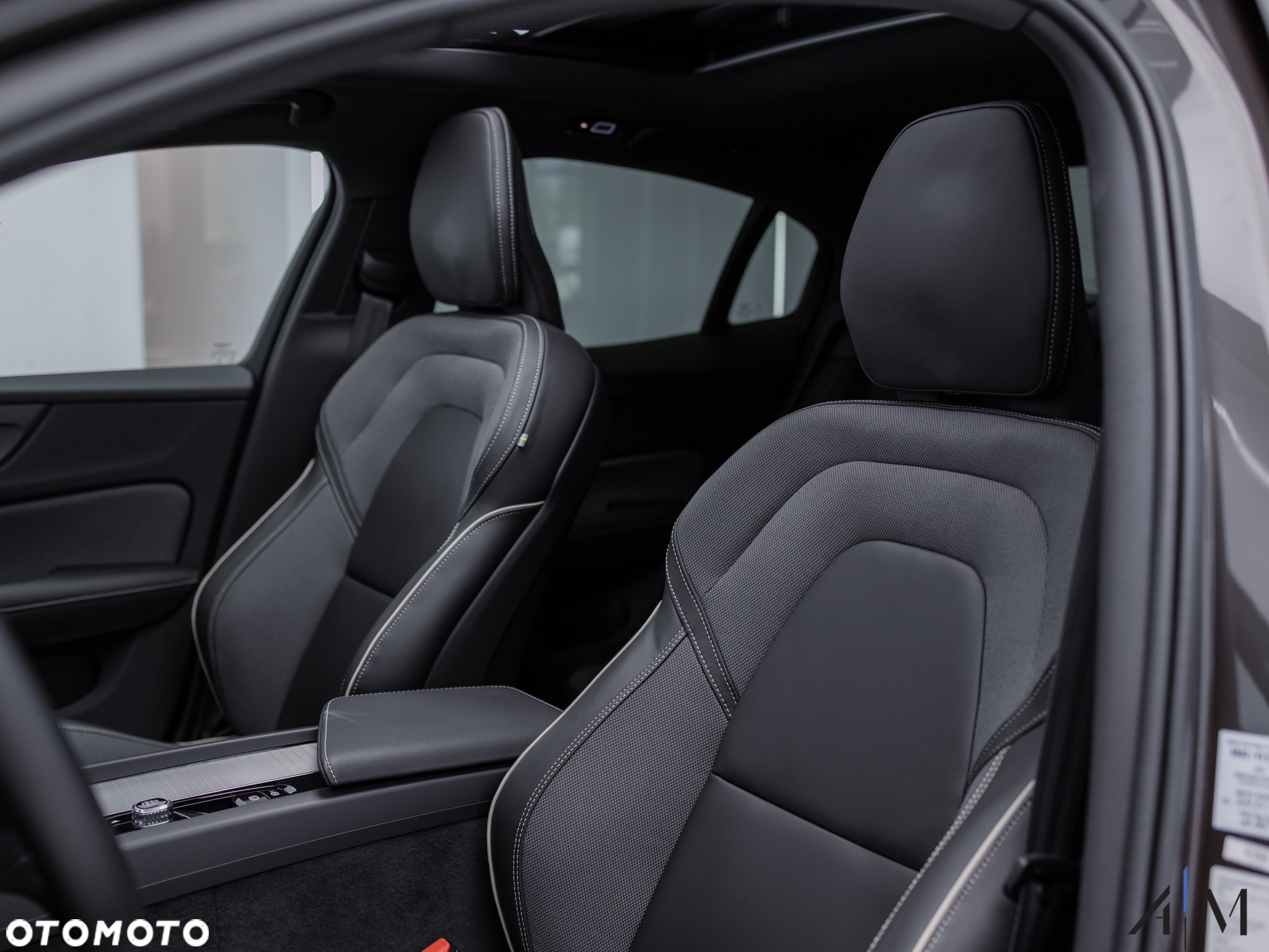 Volvo S60 B5 B AWD Ultimate Dark - 18