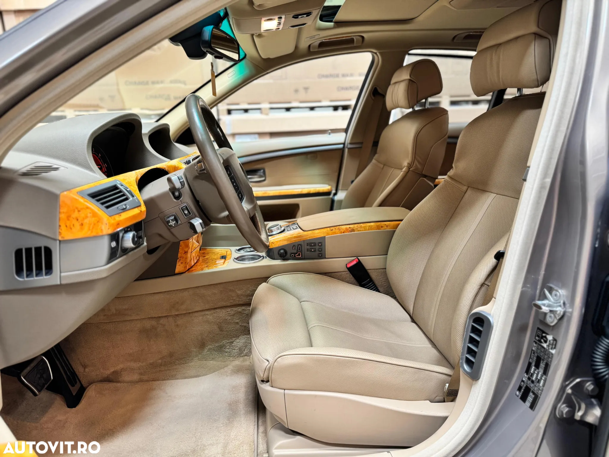 BMW Seria 7 745d - 17